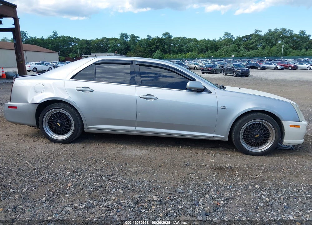 2005 CADILLAC STS V8 VIN: 1G6DC67A150133208