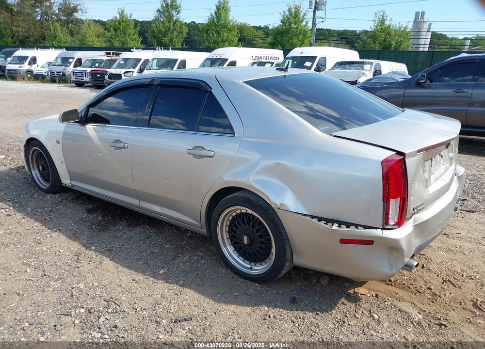 2005 CADILLAC STS V8 VIN: 1G6DC67A150133208