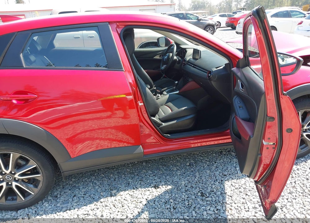 2017 MAZDA CX-3 VIN: JM1DKFC71H0179992