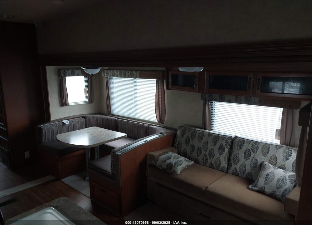 2014 FOREST RIVER WILDWOOD 33BHOK VIN: 4X4FWDJ21EA251606