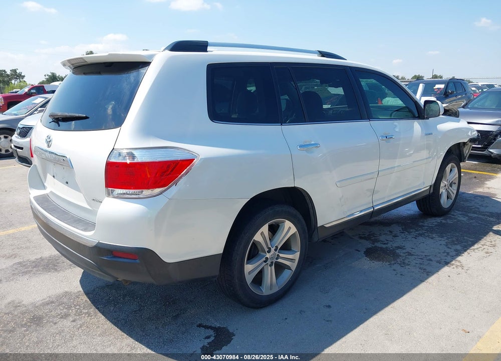 2013 TOYOTA HIGHLANDER VIN: 5TDDK3EH6DS196850