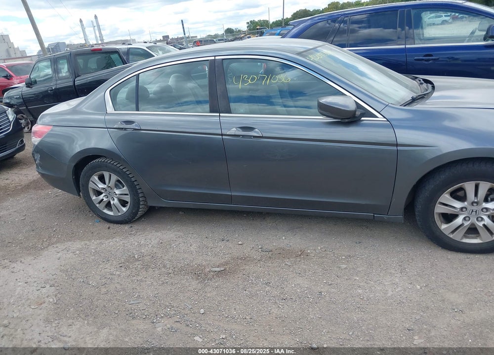 2009 HONDA ACCORD VIN: 1HGCP26429A006843