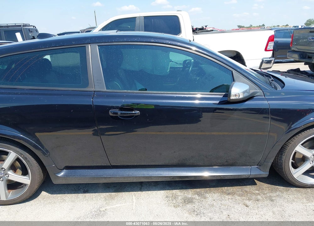 2011 VOLVO C30 VIN: YV1672MK9B2208411