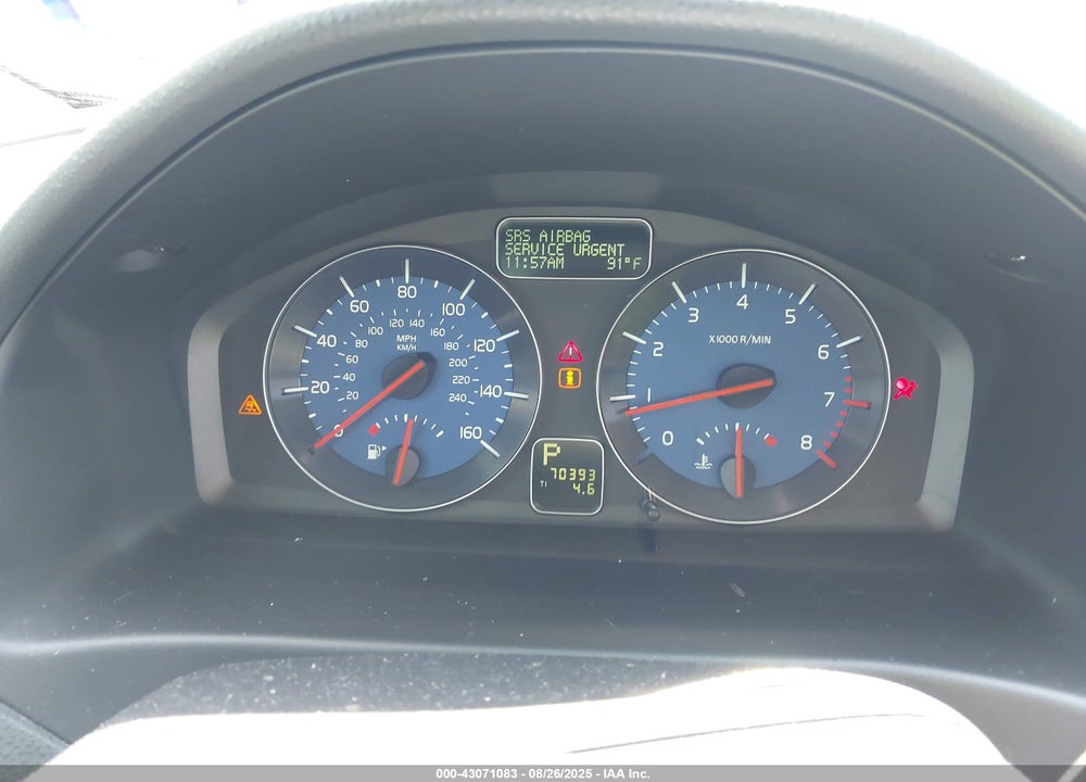 2011 VOLVO C30 VIN: YV1672MK9B2208411