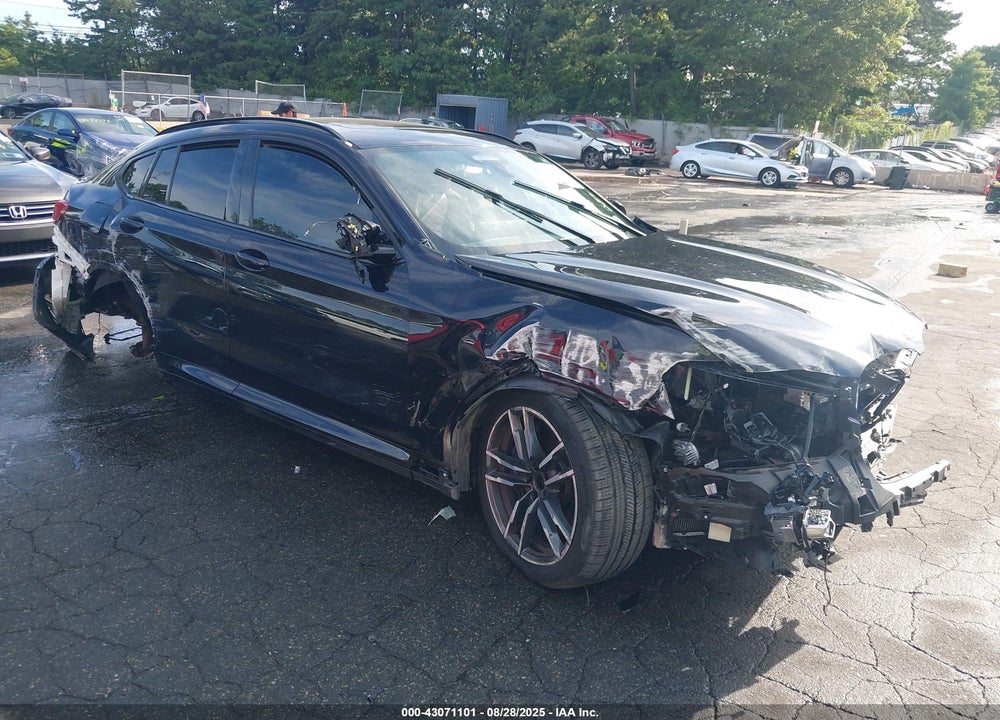 2022 BMW X4 M VIN: 5YM23EC00N9J37507