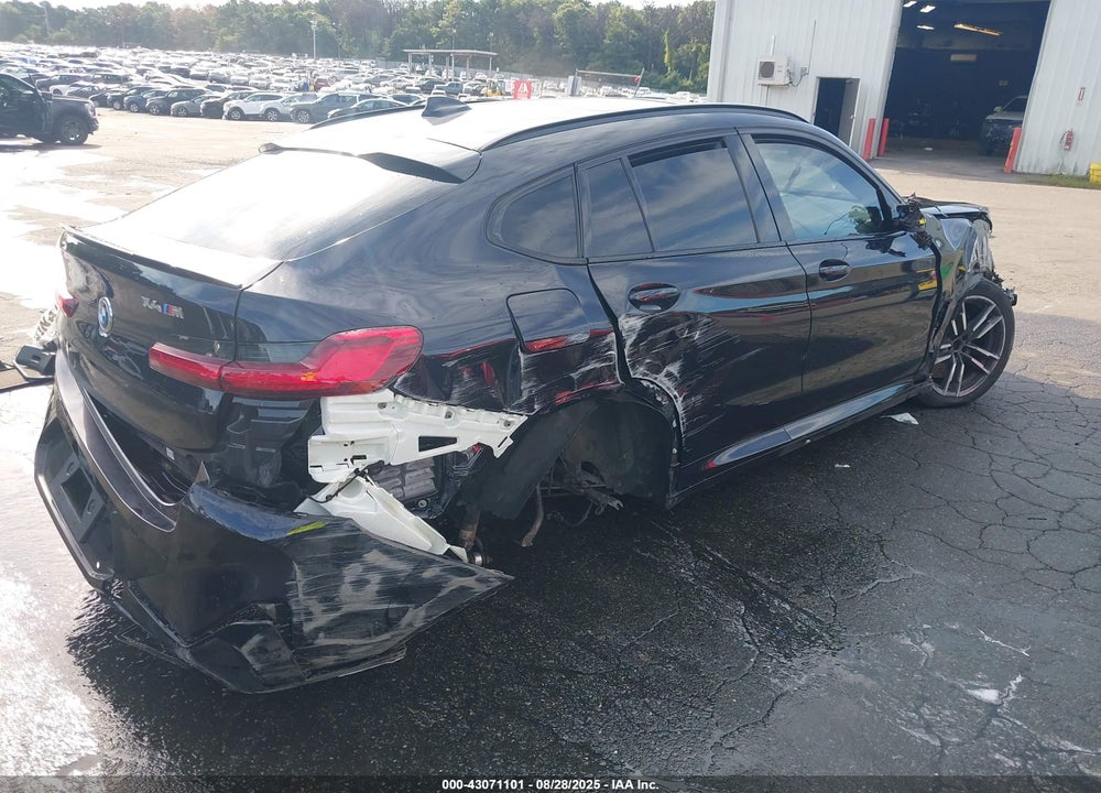 2022 BMW X4 M VIN: 5YM23EC00N9J37507