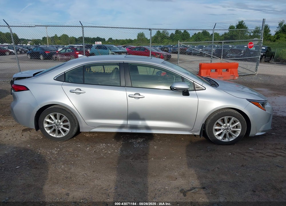 2021 TOYOTA COROLLA XLE VIN: JTDFPMAE4MJ165525