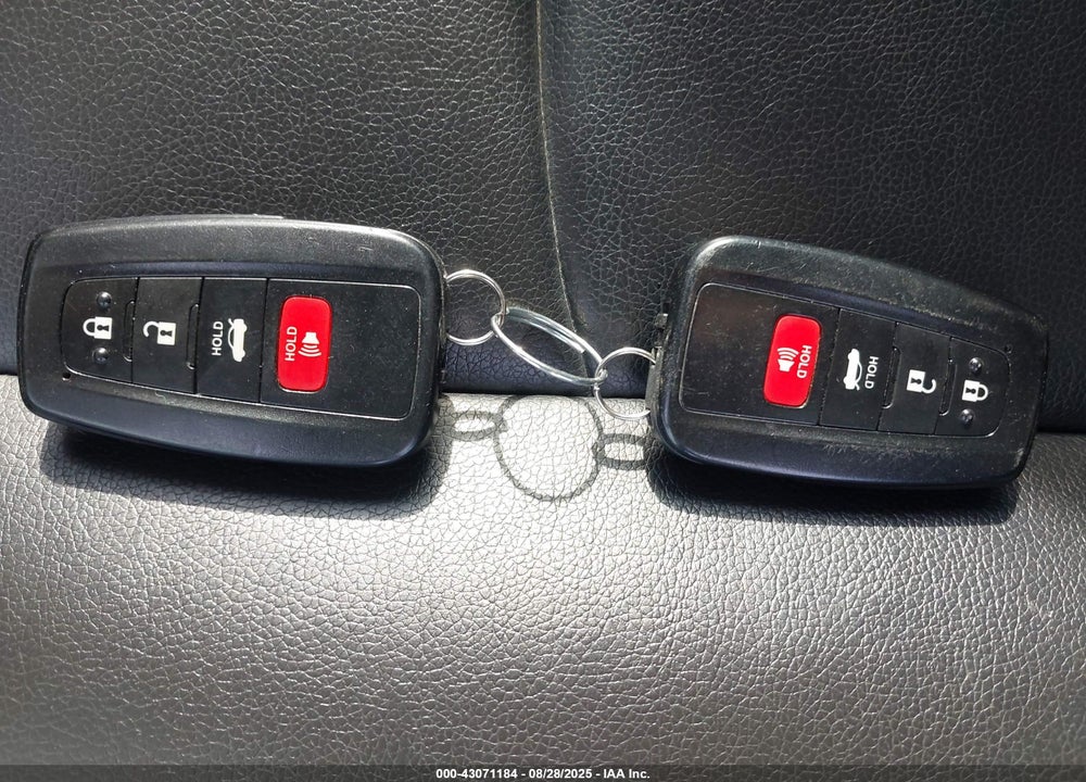 2021 TOYOTA COROLLA XLE VIN: JTDFPMAE4MJ165525