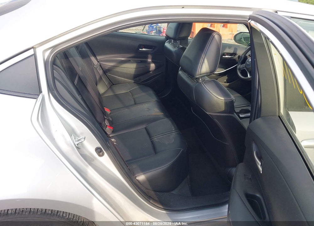 2021 TOYOTA COROLLA XLE VIN: JTDFPMAE4MJ165525