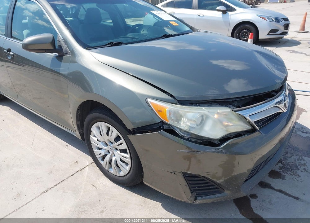 2014 TOYOTA CAMRY LE VIN: 4T4BF1FK6ER400121