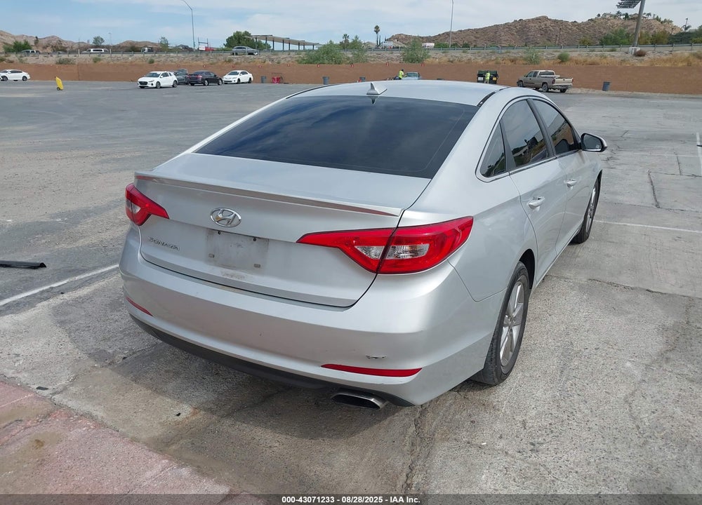 2015 HYUNDAI SONATA SE VIN: 5NPE24AF6FH256181