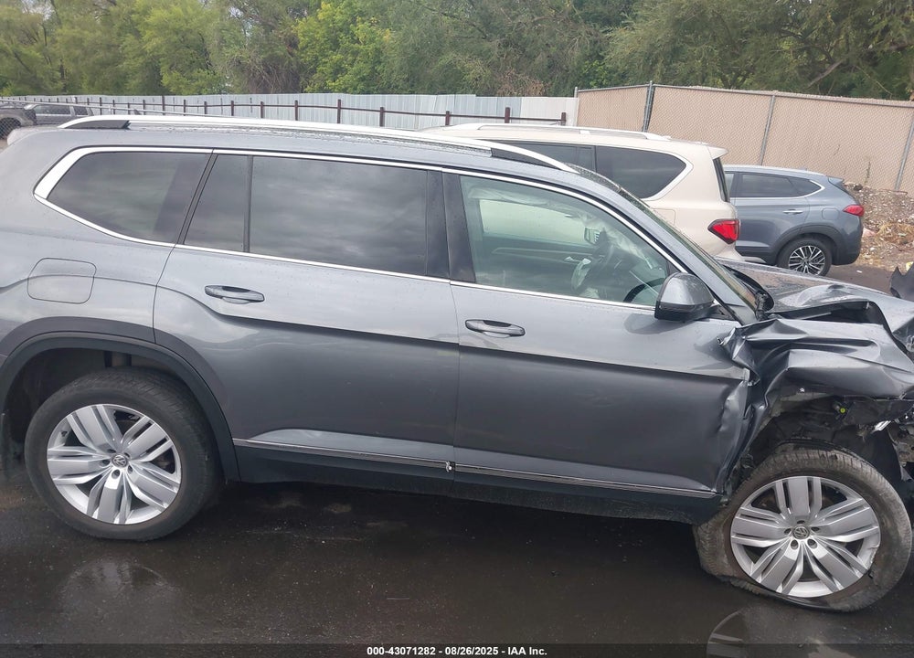 2018 VOLKSWAGEN ATLAS 3.6L V6 SEL PREMIUM VIN: 1V2NR2CAXJC587589