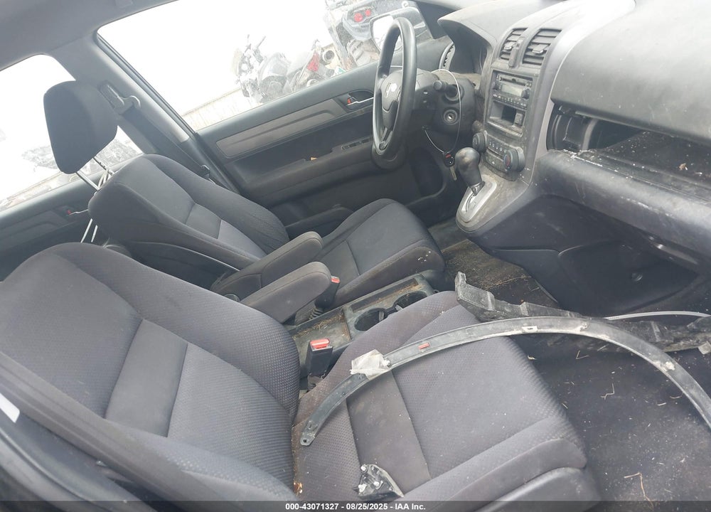 2008 HONDA CR-V LX VIN: JHLRE483X8C055387
