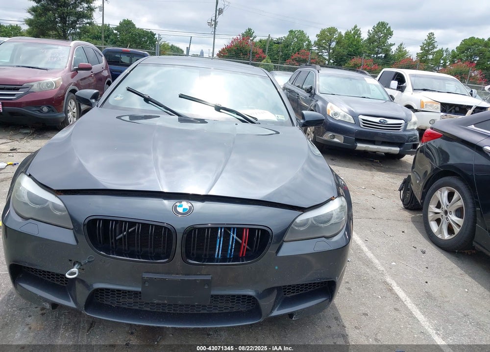 2013 BMW M5 VIN: WBSFV9C50DD095741
