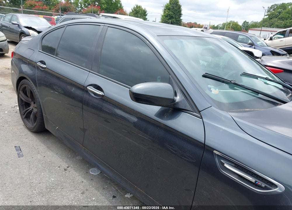 2013 BMW M5 VIN: WBSFV9C50DD095741