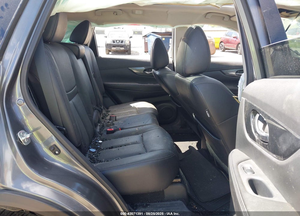 2015 NISSAN ROGUE VIN: 5N1AT2MV4FC758813