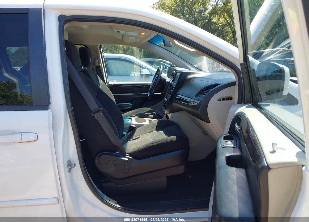 2016 DODGE GRAND CARAVAN VIN: 2C4RDGCG4GR342287