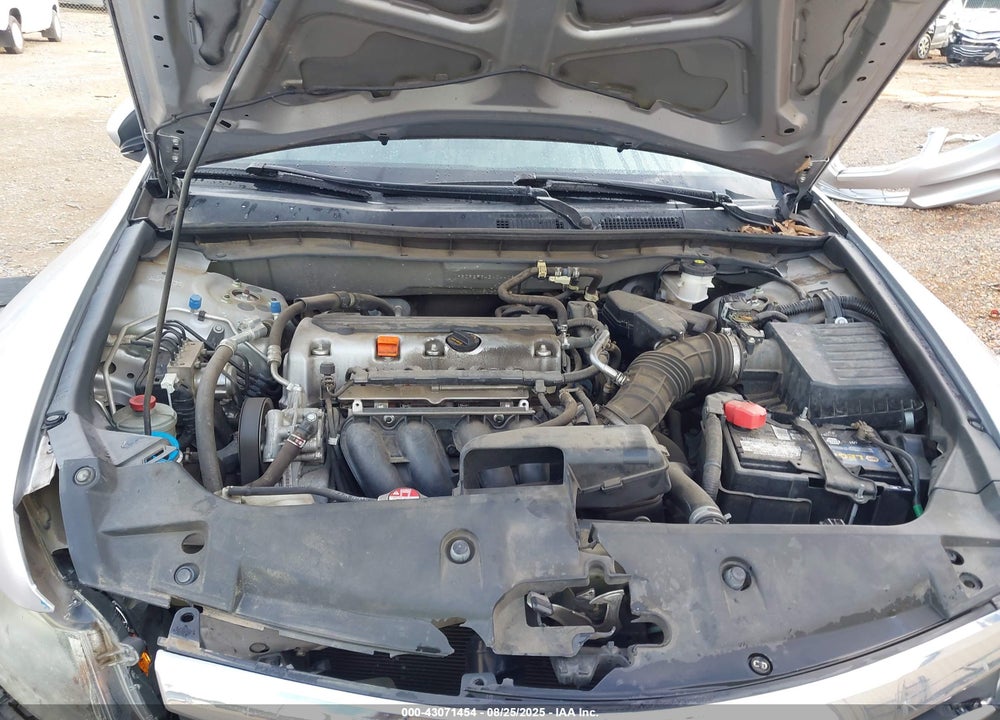 2011 HONDA ACCORD 2.4 LX VIN: 1HGCP2F34BA044085