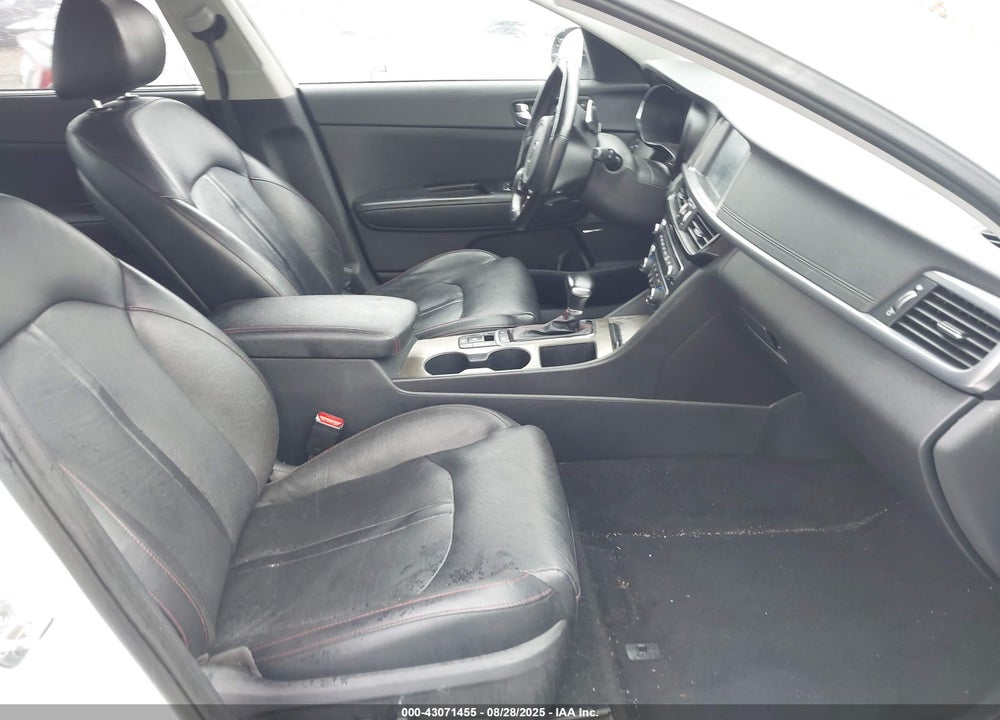2016 KIA OPTIMA SX TURBO VIN: 5XXGW4L26GG078745