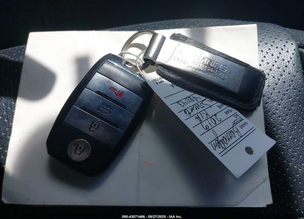 2019 KIA SORENTO 3.3L EX VIN: 5XYPHDA51KG568036