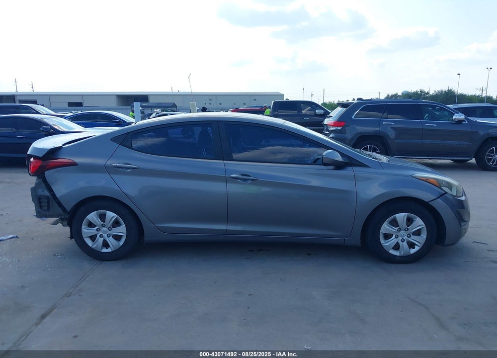2016 HYUNDAI ELANTRA SE VIN: KMHDH4AE0GU636895
