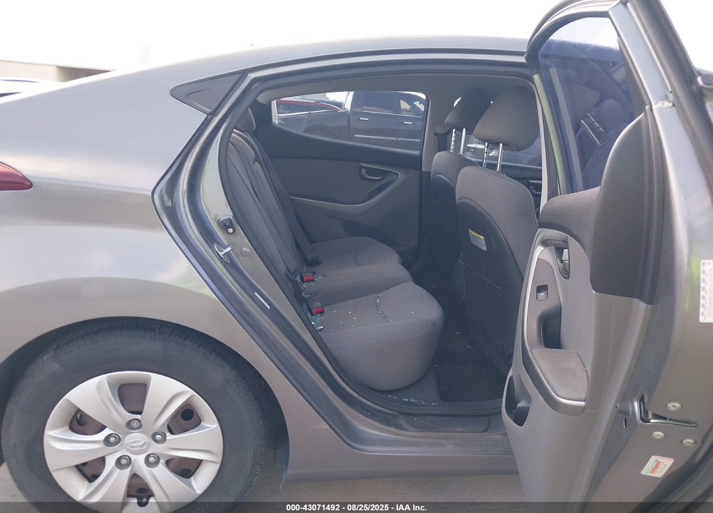 2016 HYUNDAI ELANTRA SE VIN: KMHDH4AE0GU636895