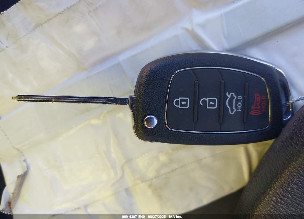 2016 HYUNDAI SONATA SE VIN: 5NPE24AFXGH336665