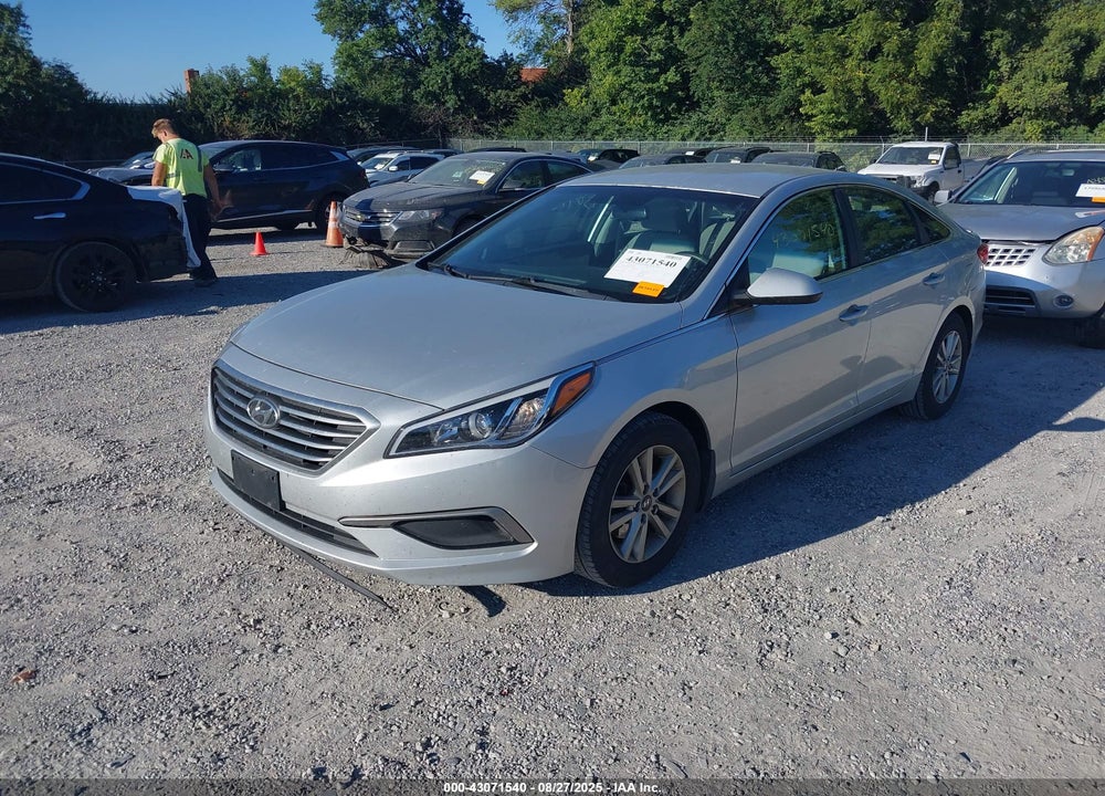 2016 HYUNDAI SONATA SE VIN: 5NPE24AFXGH336665