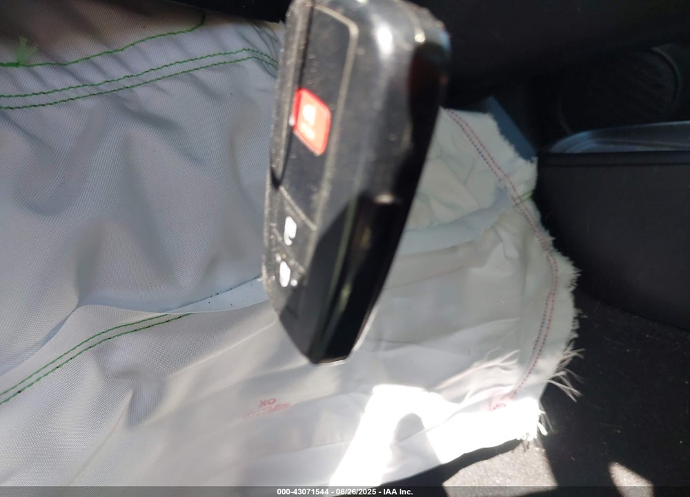 2021 TOYOTA PRIUS VIN: JTDL9MFUXM3026534