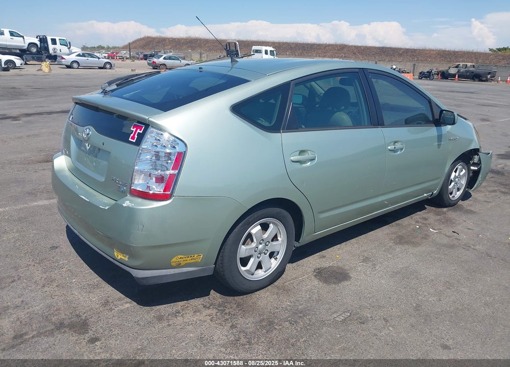 2006 TOYOTA PRIUS VIN: JTDKB20U067537548