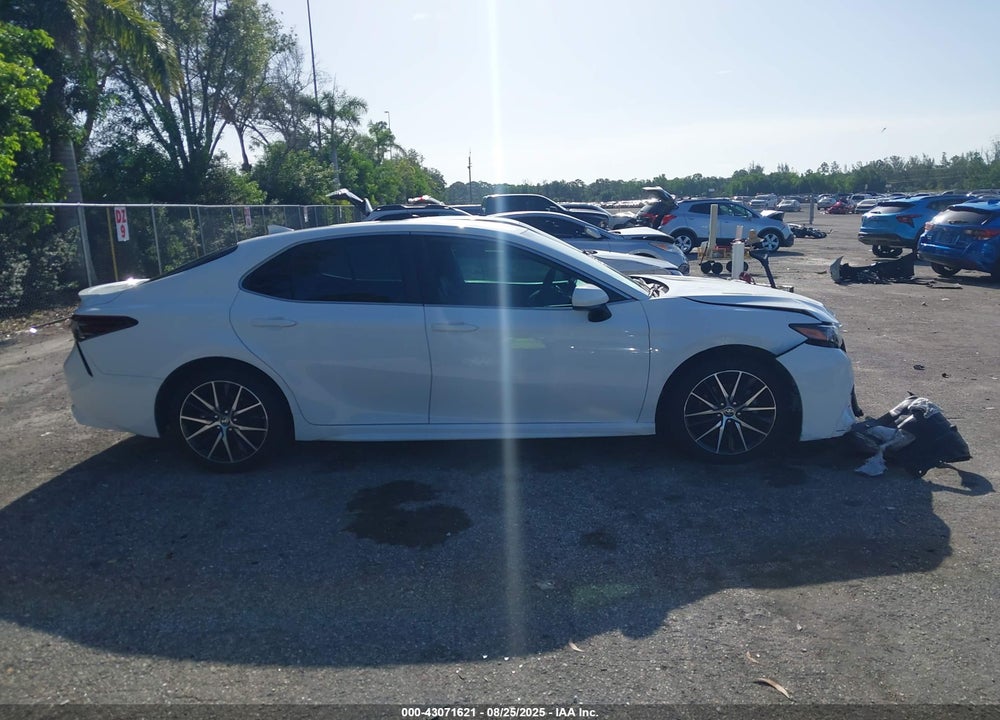 2021 TOYOTA CAMRY VIN: 4T1G11AK1MU531414