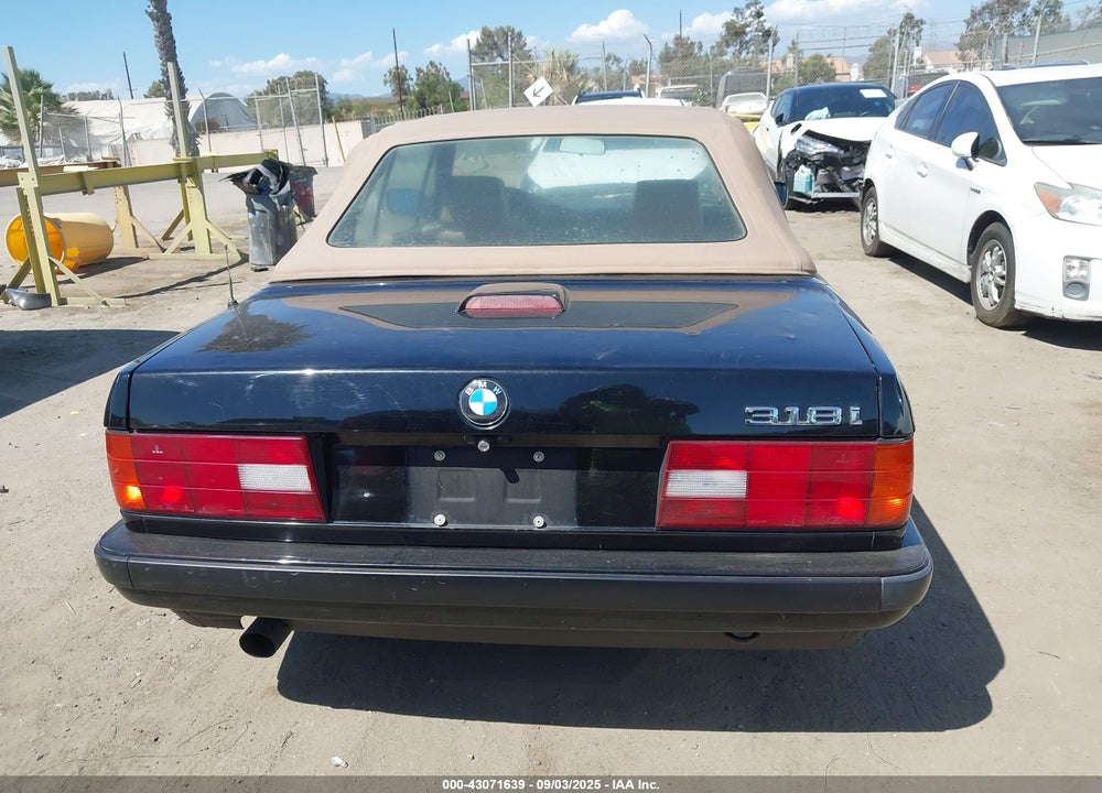 1991 BMW 318 I VIN: WBABA7312MEJ11125