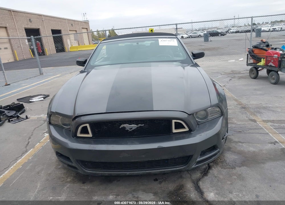 2014 FORD MUSTANG V6 VIN: 1ZVBP8EM3E5217709