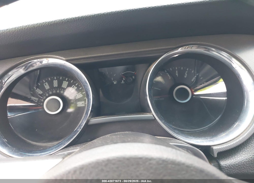 2014 FORD MUSTANG V6 VIN: 1ZVBP8EM3E5217709