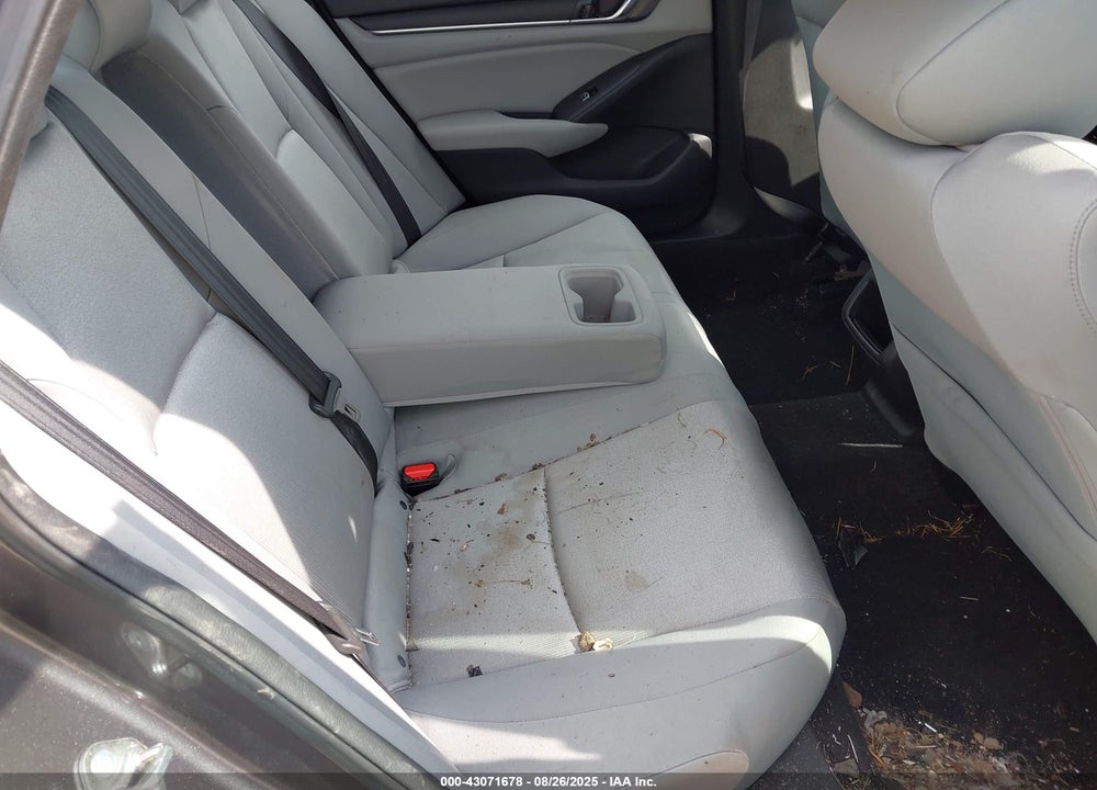 2019 HONDA ACCORD VIN: 1HGCV1F14KA038771