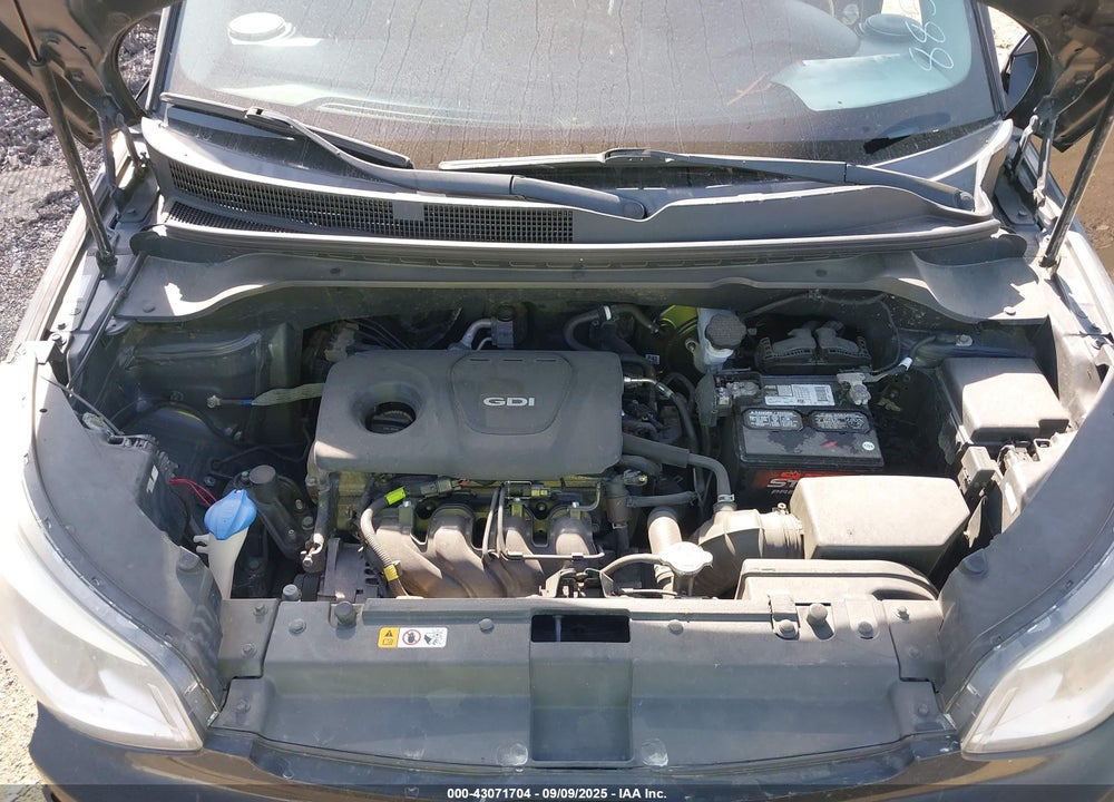 2017 KIA SOUL VIN: KNDJN2A2XH7885571
