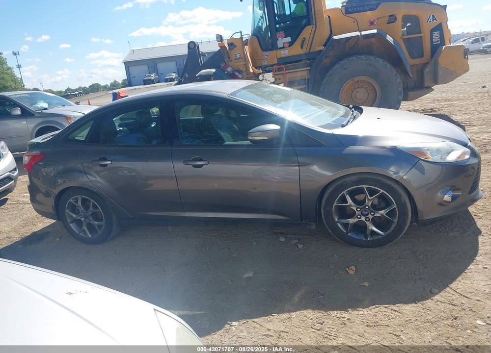 2014 FORD FOCUS VIN: 1FADP3F2XEL330764