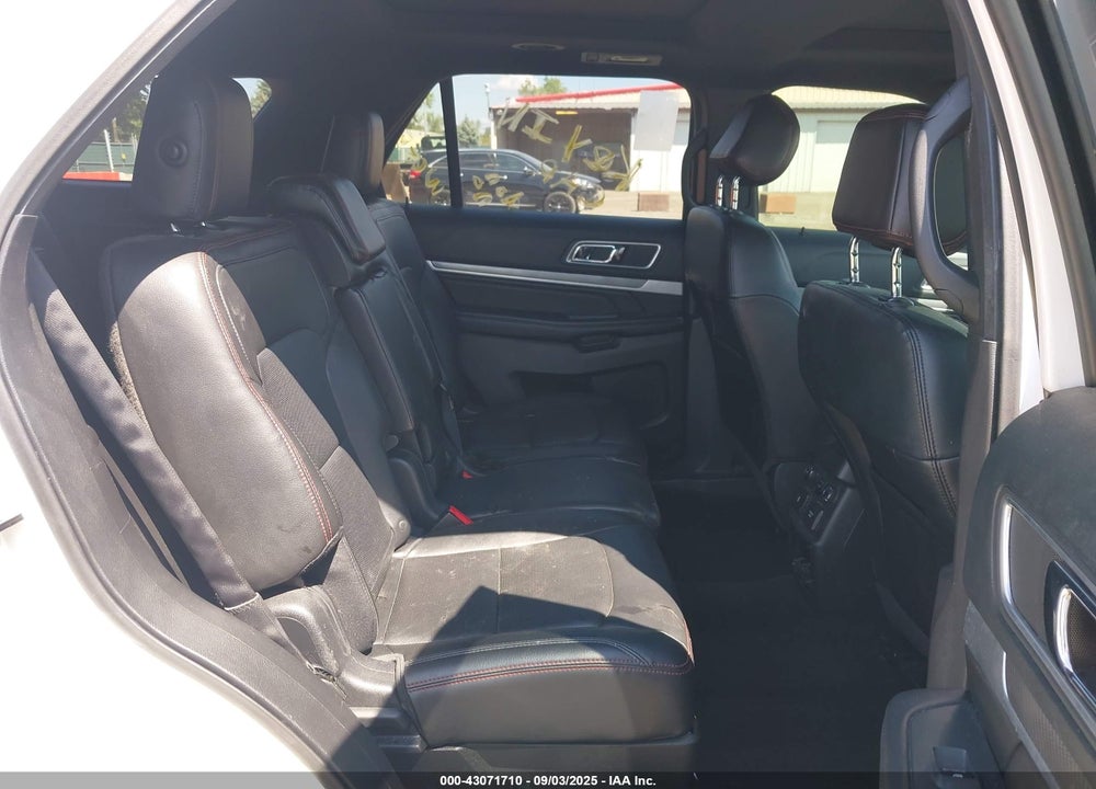 2016 FORD EXPLORER VIN: 1FM5K8GT1GGA17420