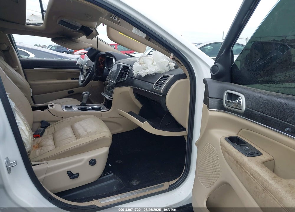 2021 JEEP GRAND CHEROKEE VIN: 1C4RJFBG8MC565912