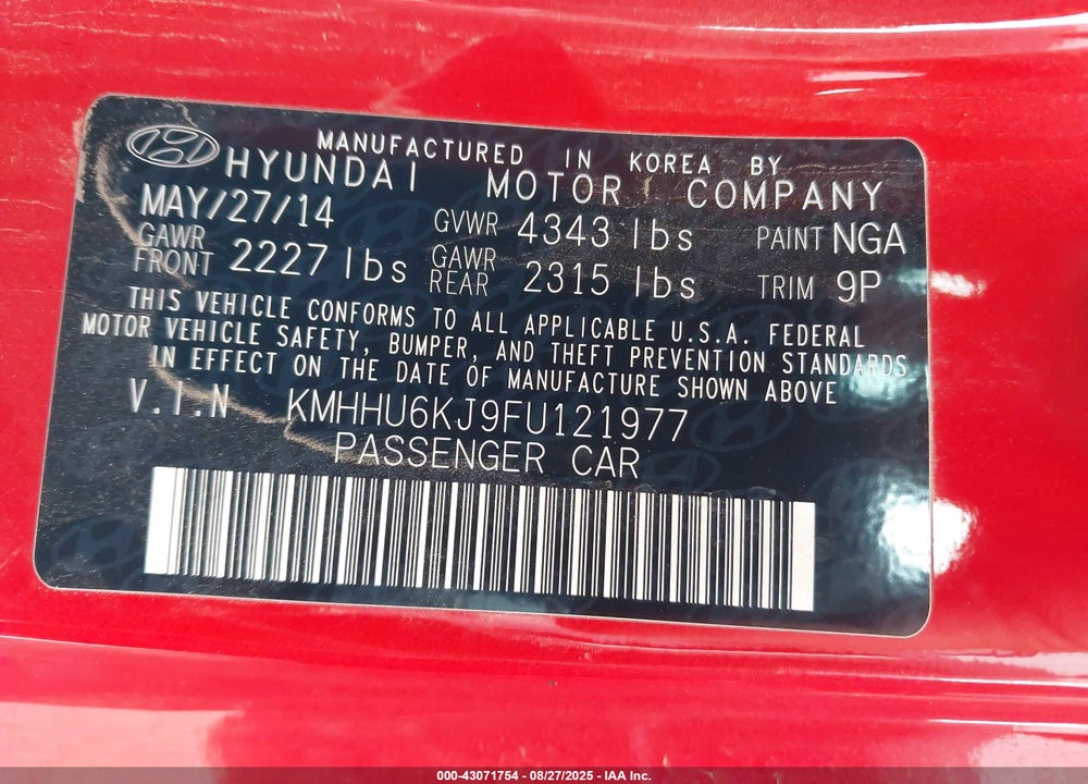 2015 HYUNDAI GENESIS VIN: KMHHU6KJ9FU121977