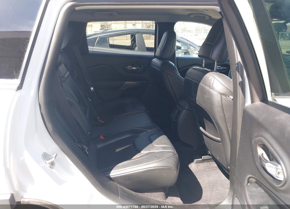 2019 JEEP CHEROKEE VIN: 1C4PJLLN7KD151837