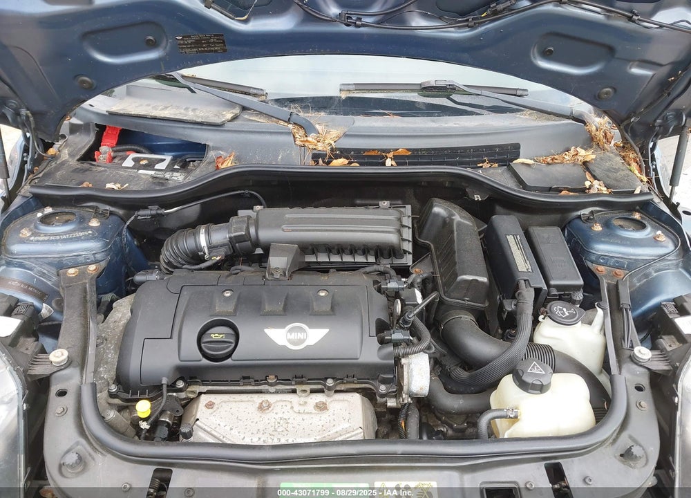 2010 MINI COOPER VIN: WMWMF3C51ATZ22976