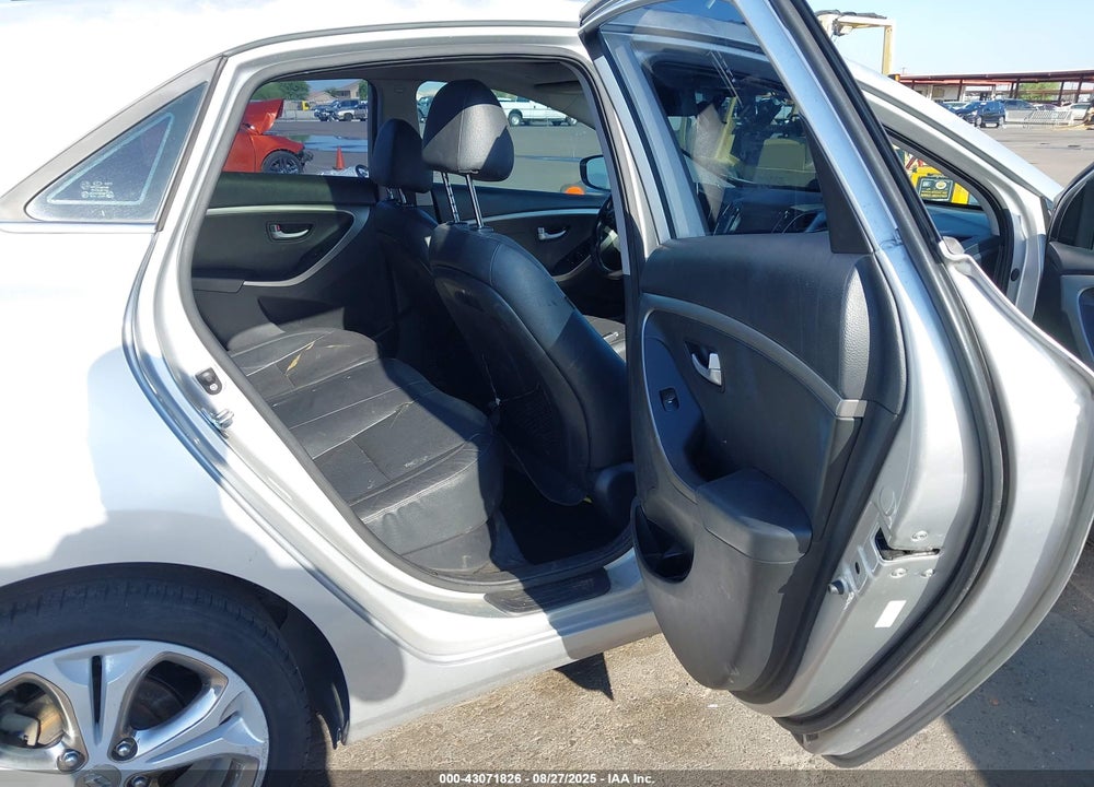 2013 HYUNDAI ELANTRA VIN: KMHD35LE7DU117968
