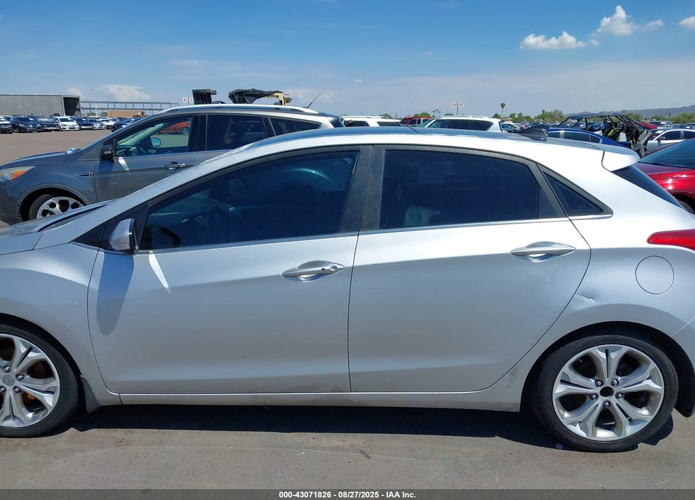 2013 HYUNDAI ELANTRA VIN: KMHD35LE7DU117968