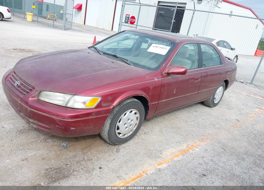 1999 TOYOTA CAMRY LE VIN: 4T1BG22K2XU403782