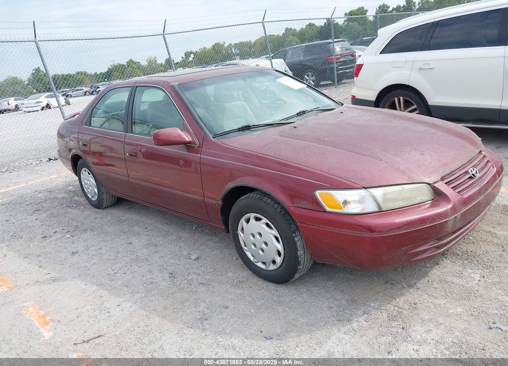 1999 TOYOTA CAMRY LE VIN: 4T1BG22K2XU403782