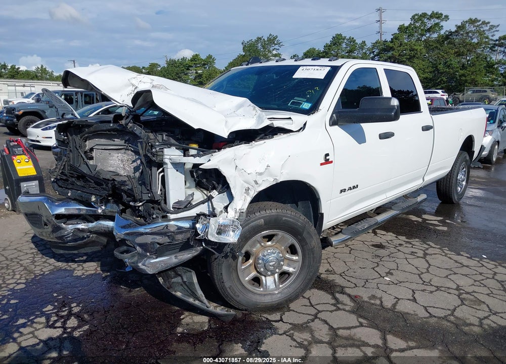 2021 RAM 3500 TRADESMAN  4X4 8' BOX VIN: 3C63R3GL1MG529115
