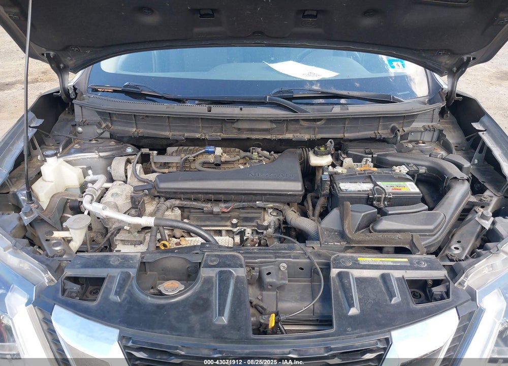 2018 NISSAN ROGUE VIN: JN8AT2MV8JW328833