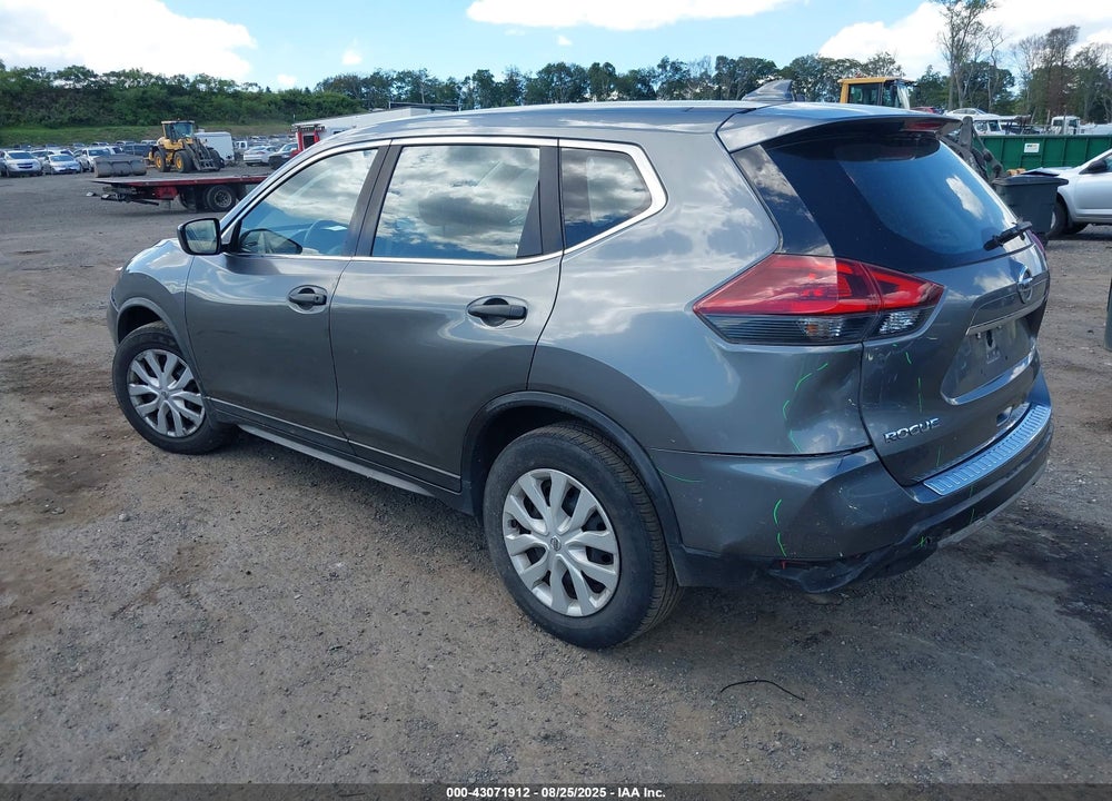 2018 NISSAN ROGUE VIN: JN8AT2MV8JW328833