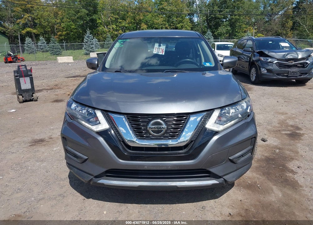 2018 NISSAN ROGUE VIN: JN8AT2MV8JW328833